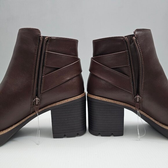 Naturalizer Madalynn Strap Ankle Boot Women 9 Brown Water Resistant Lug Sole NEW - Picture 4 of 14